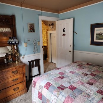Historic Windsor - Bed & Breakfast Near Me - Silver Plume, Colorado Historic Windsor - Bed & Breakfast Near Me - Silver Plume, Colorado