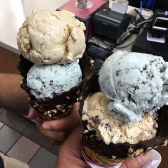 Baskin-Robbins - Jamoca almond fudge and mint n chip on a chocolate dipped waffle cone with almonds. - Ice Cream & Frozen Yogurt Near Me - Bakersfield, California Baskin-Robbins - Jamoca almond fudge and mint n chip on a chocolate dipped waffle cone with almonds. - Ice Cream & Frozen Yogurt Near Me - Bakersfield, California
