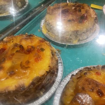 Panadería España Repostería - I forgot what this was but it smelled so good - Bakeries Near Me - Carolina, Puerto Rico