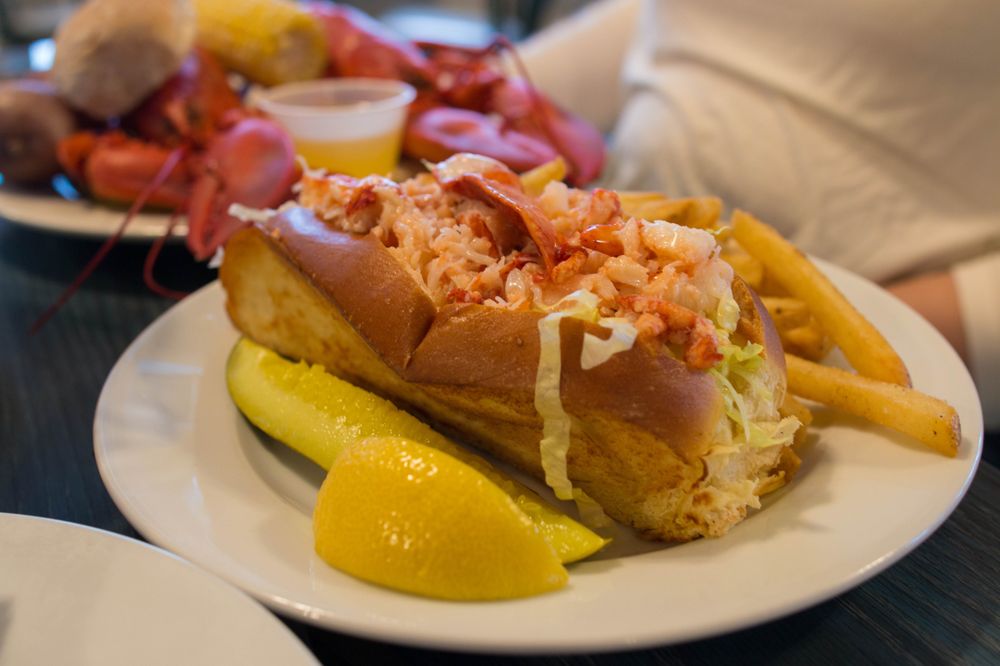 THE PORTHOLE RESTAURANT & PUB 623 Photos & 542 Reviews Diners 20