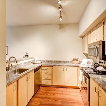 Columbia Trails - Newly renovated kitchens! SS appliances. - Apartments Near Me - Gresham, Oregon Columbia Trails - Newly renovated kitchens! SS appliances. - Apartments Near Me - Gresham, Oregon