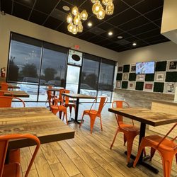 Krazy Dog - Decor