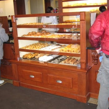 Resch's Bakery - Donuts Near Me - Gahanna, Ohio