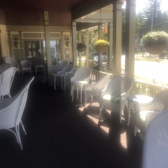 Bay View Inn - Hotels Near Me - Petoskey, Michigan Bay View Inn - Hotels Near Me - Petoskey, Michigan