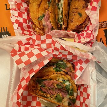 Taco Fuego - 6 tacos, not 8. No consome. - Food Trucks Near Me - Houston, Texas Taco Fuego - 6 tacos, not 8. No consome. - Food Trucks Near Me - Houston, Texas