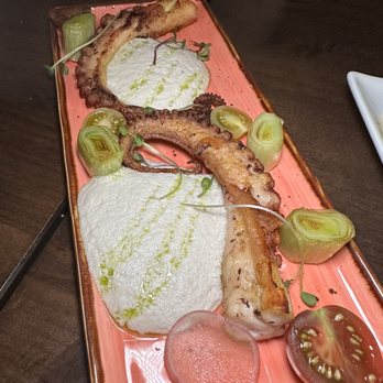 Epique Restaurant - Armenian Near Me - Glendale, California