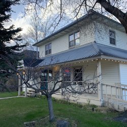 Mama Vallone's Steak House - House
