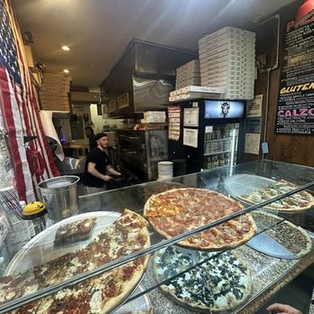 Nolita Pizza - Inside - Pizza Near Me - New York, New York