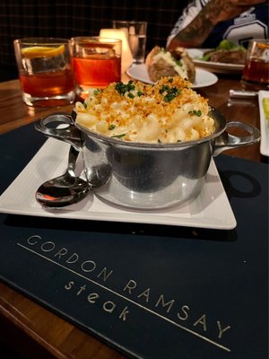 Gordon Ramsay Steak by null