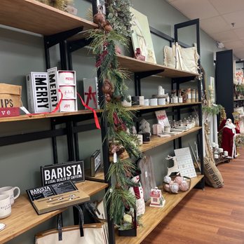 Burlap and Daisies - Gifts for Christmas - Home Decor Near Me - Manassas, Virginia