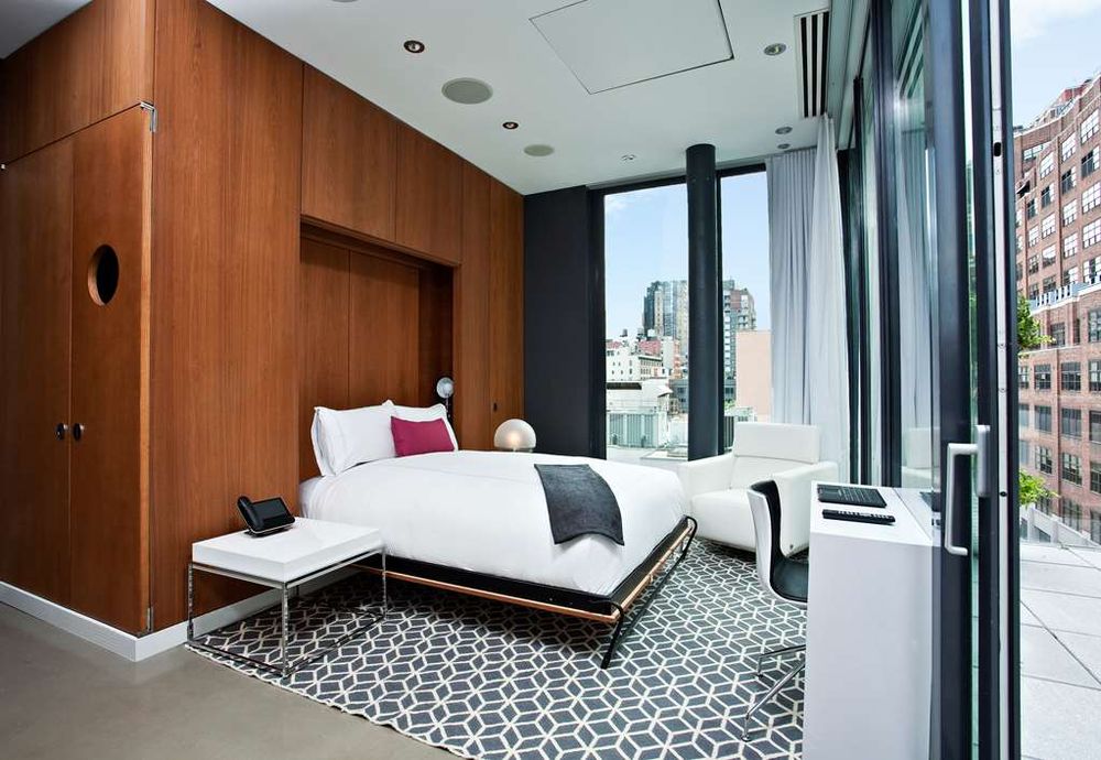 Dream Downtown