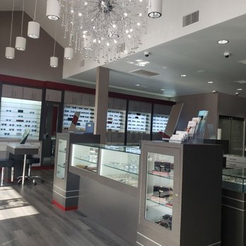Golden Irvine Optometry - Optometrists Near Me - Irvine, California Golden Irvine Optometry - Optometrists Near Me - Irvine, California