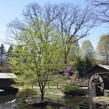 Stanley Park - Playgrounds Near Me - Westfield, Massachusetts