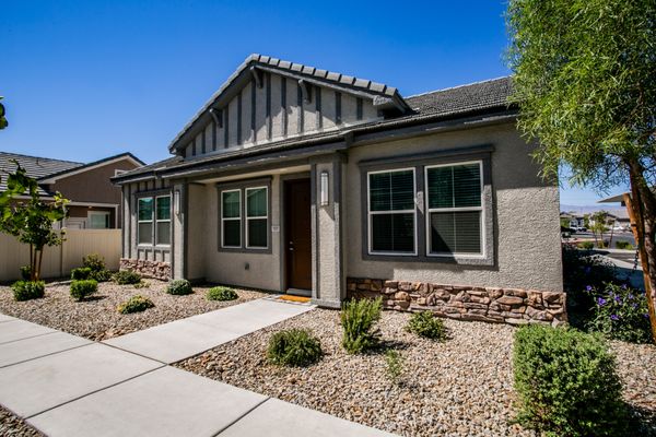 LeVante at Valley Vista by null