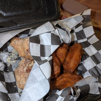 Fry n’ Wings - Chicken Wings Near Me - St. Charles, Illinois