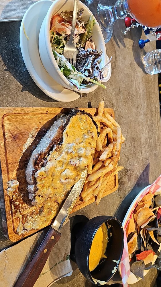 The Bluewater Drift Logo