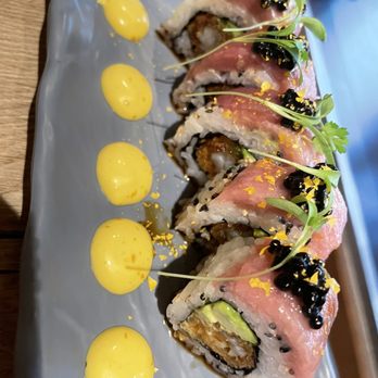Kae Sushi - Toro caviar roll - Sushi Bars Near Me - Coral Gables, Florida Kae Sushi - Toro caviar roll - Sushi Bars Near Me - Coral Gables, Florida