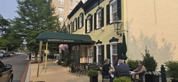 The Monocle Restaurant by null
