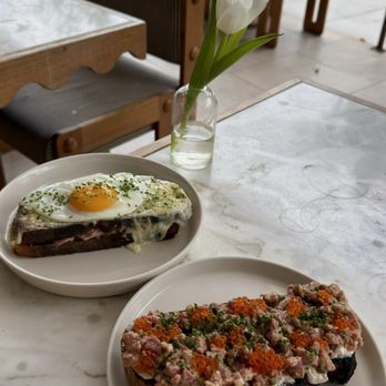 Juliet - Steak Tartare Toast and Breakfast Sandwich - French Near Me - Culver City, California Juliet - Steak Tartare Toast and Breakfast Sandwich - French Near Me - Culver City, California
