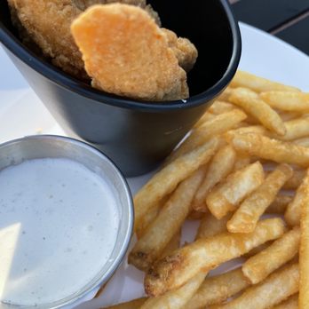 Little Honeycomb - Kids chicken strips & fries - Salad Near Me - Winnetka, Illinois Little Honeycomb - Kids chicken strips & fries - Salad Near Me - Winnetka, Illinois