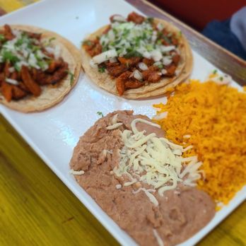 Burritos Mi Tierra - Tacos al pastor - Mexican Near Me - Romeoville, Illinois Burritos Mi Tierra - Tacos al pastor - Mexican Near Me - Romeoville, Illinois