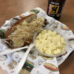 The Distinguished Wien - Beer brat with potato salad