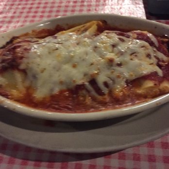 Bella Italia - Triple pasta combo. Manicotti, lasagna, stuffed shells. Served with rolls. - Italian Near Me - Ennis, Texas
