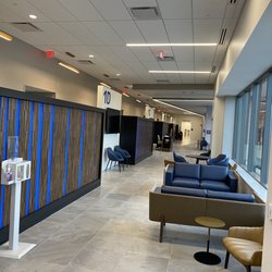Henry Ford Lab Services - Bloomfield Township - Very quiet this evening...