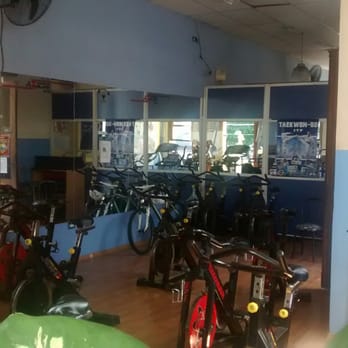 Axion Gym - Fitness & Instruction Near Me - Buenos Aires, C