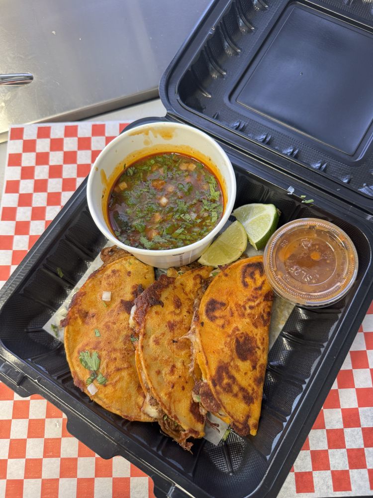 El Rey Gallo — Mexican restaurant in Orland