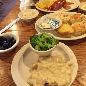 Cracker Barrel Old Country Store - Glorified cafeteria food? - American Near Me - Spring Hill, Tennessee