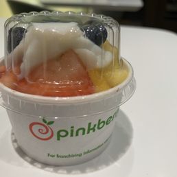 Original frozen yogurt with blueberries, strawberries, and pineapple. Picture does not do its' justice. Original frozen yogurt with blueberries, strawberries, and pineapple. Picture does not do its' justice.