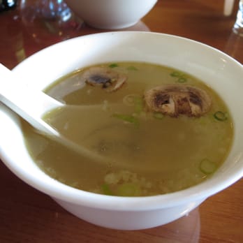 Sushi Itto - Chicken broth with mushrooms, green onion, and tempura flakes. - Sushi Bars Near Me - Atlanta, Georgia
