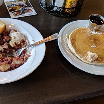 Mae's - Breakfast & Brunch Near Me - Mount Clemens, Michigan Mae's - Breakfast & Brunch Near Me - Mount Clemens, Michigan