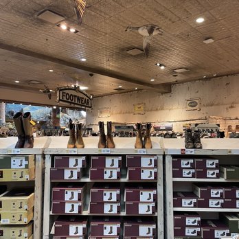 Bass Pro Shops - Inside - Hunting & Fishing Supplies Near Me - Ashland, Virginia Bass Pro Shops - Inside - Hunting & Fishing Supplies Near Me - Ashland, Virginia