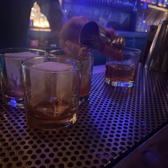 Sycamore Den - Old fashion - Cocktail Bars Near Me - San Diego, California Sycamore Den - Old fashion - Cocktail Bars Near Me - San Diego, California