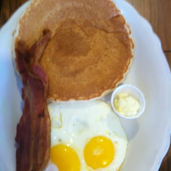 Sams Cafe - Light meals #1 - Breakfast & Brunch Near Me - Half Moon Bay, California