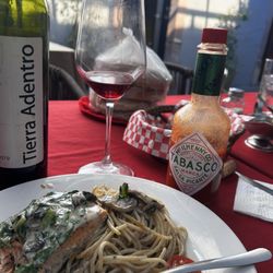 Casa Bonita - Salmon Florentin