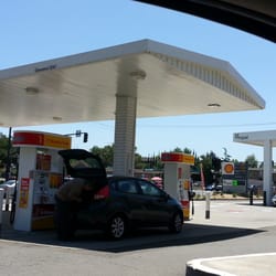 Shell - Pumps.