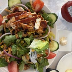 Hope restaurant - Bbq chicken BBQ Salad