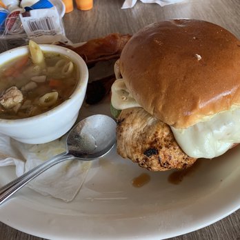 Le Peep Breakfast & Lunch - The Crazy Cajun Sandwich and Chicken Noodle Soup - Breakfast & Brunch Near Me - Mount Prospect, Illinois