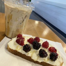 Crème brûlée latte and ricotta toast