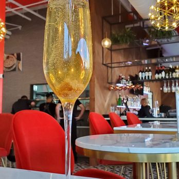 Kin Dee - Thai Sparkling - Thai Near Me - Houston, Texas