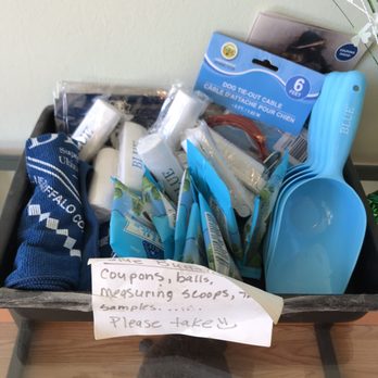 Rub-A-Dub Dog - Basket of samples - Pet Groomers Near Me - Chicago, Illinois