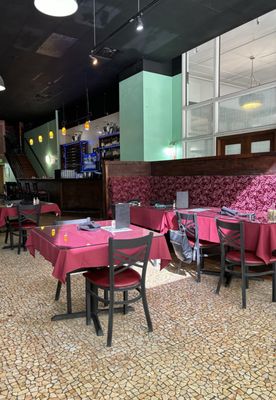 Mint Indian Restaurant And Lounge by null