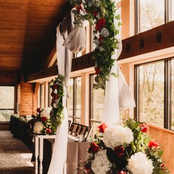 Paint Creek Country Club - Inside venue (ceremony setup)