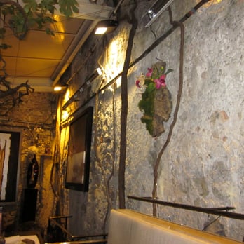 Le Figuier de Saint-Esprit - Restaurants Near Me - Antibes, 06 Le Figuier de Saint-Esprit - Restaurants Near Me - Antibes, 06