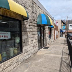 Tri Lakes Humane Society Thrift Store