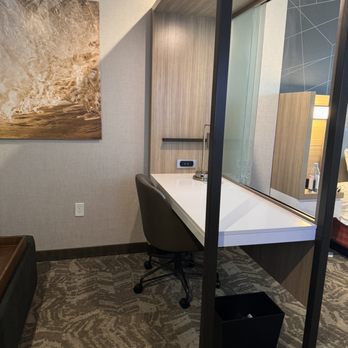 SpringHill Suites by Marriott Chester - Desk area - Hotels Near Me - Chester, Virginia SpringHill Suites by Marriott Chester - Desk area - Hotels Near Me - Chester, Virginia