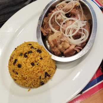 El Bajareque Restaurant - Lechon - Latin American Near Me - Miami, Florida